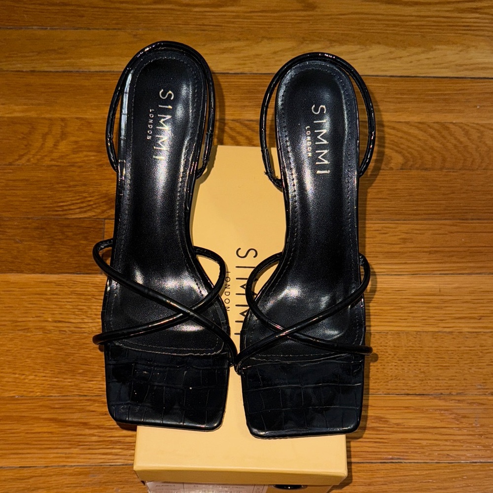 Simmi London Black Strappy Heels